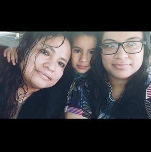 Meet your Posher, Tomasa